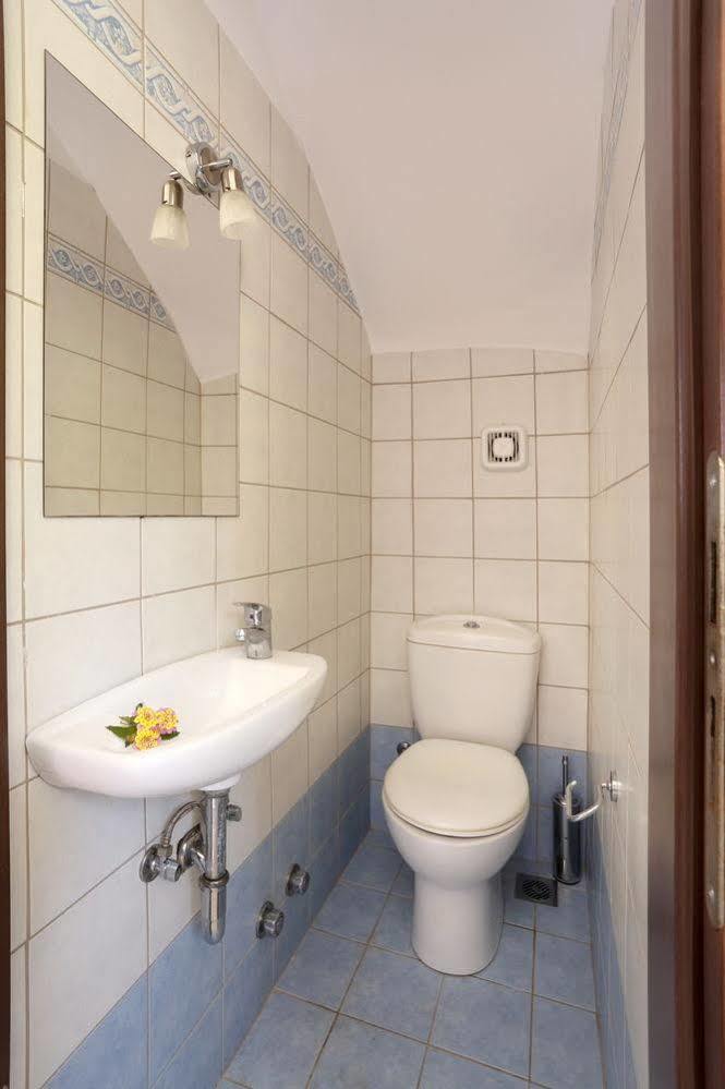 Aithra Apartments & Suites Gavrio Buitenkant foto