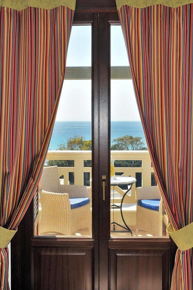 Aithra Apartments & Suites Gavrio Buitenkant foto