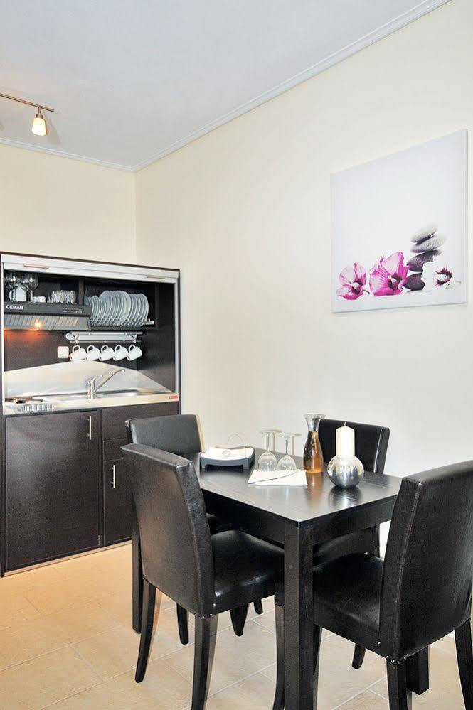 Aithra Apartments & Suites Gavrio Buitenkant foto