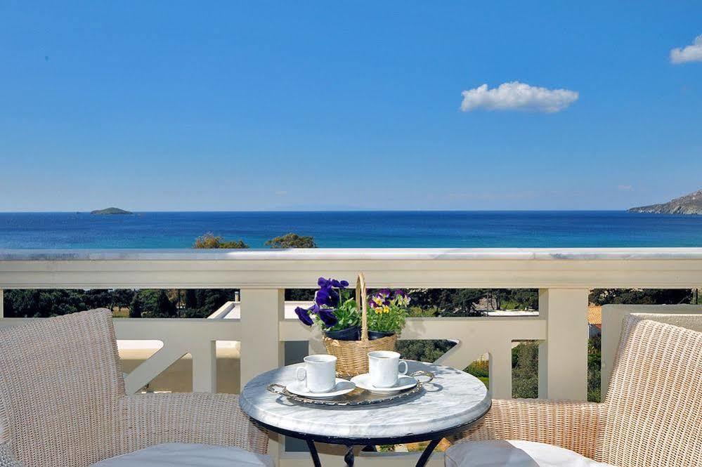 Aithra Apartments & Suites Gavrio Buitenkant foto