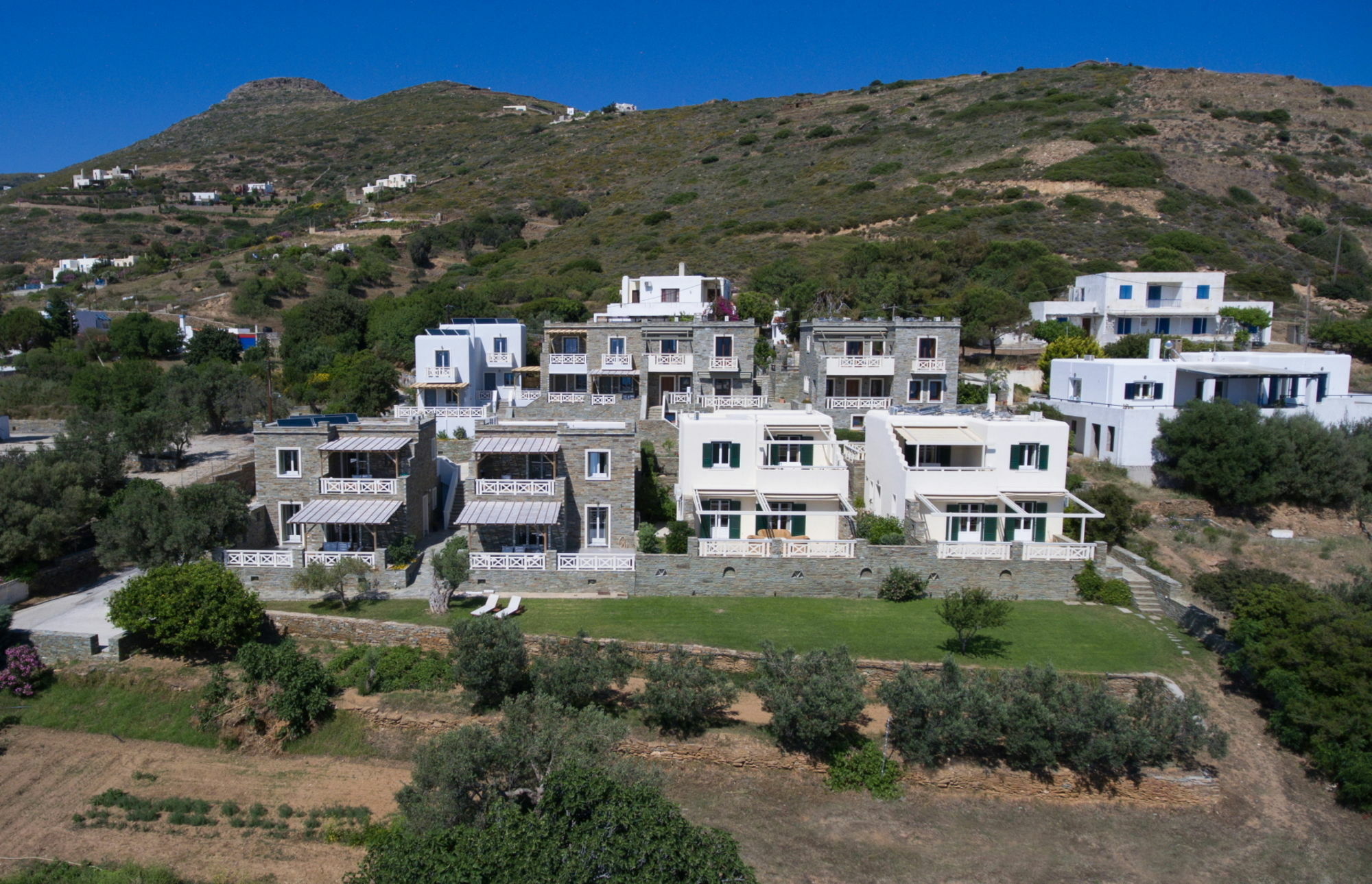 Aithra Apartments & Suites Gavrio Buitenkant foto